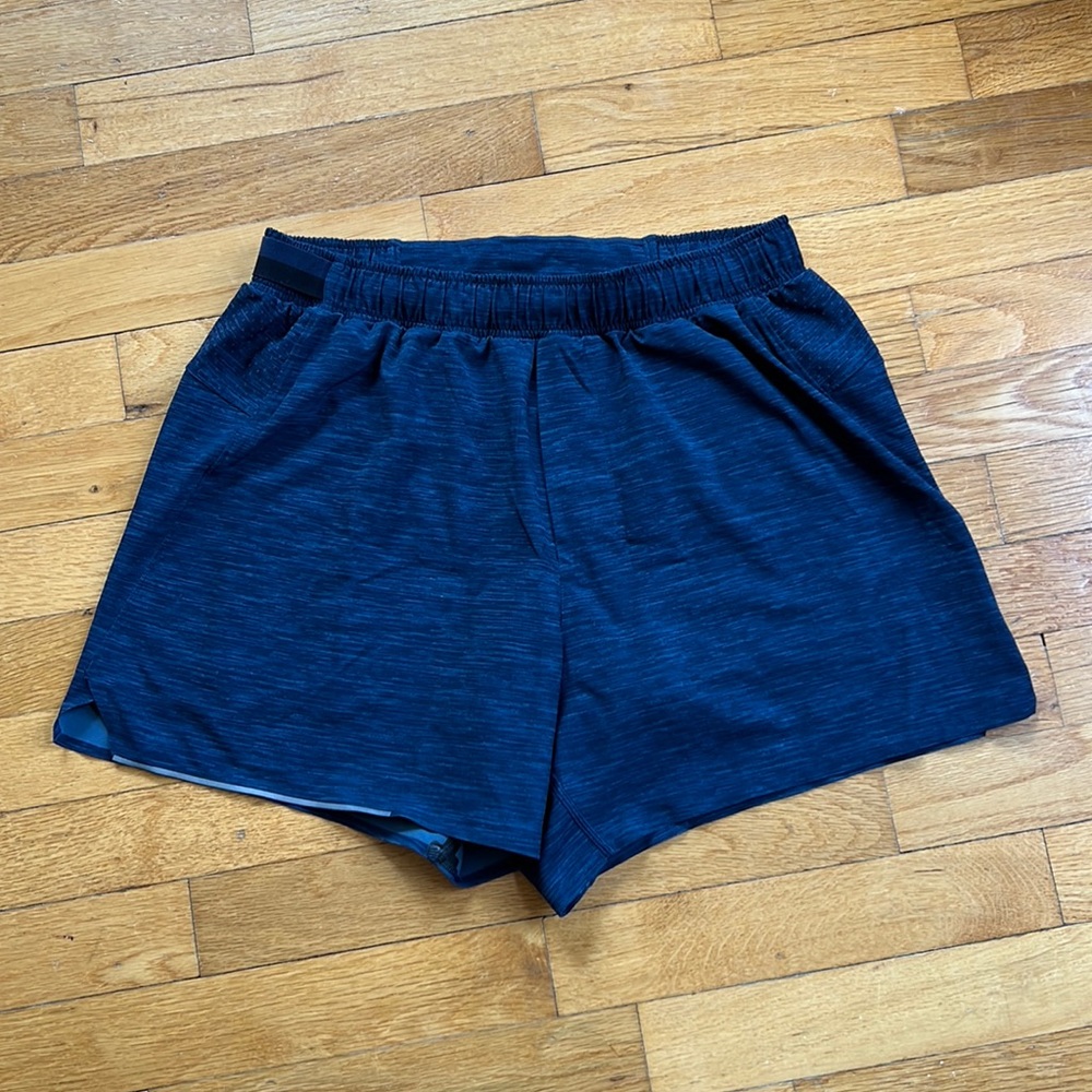 Lululemon Pace Breaker Lined Short size M